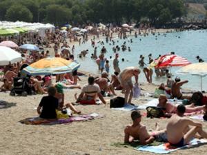 mpania_paralia